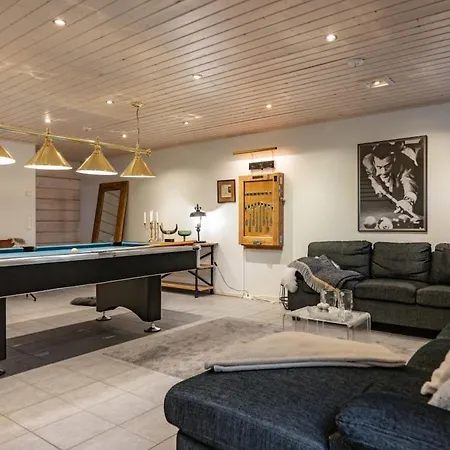 Hutiputti A, Pool - & Golf Apartment Levi